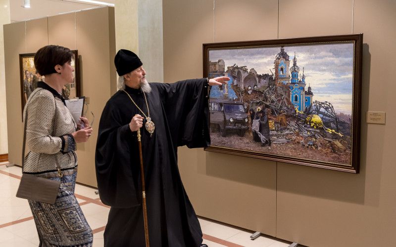В Белгородском художественном музее открыли выставку «Герои нашего времени»