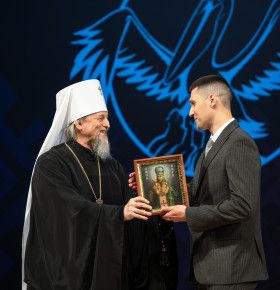 Митрополит Иоанн: «Живой учитель — это защита человечности в человеке»