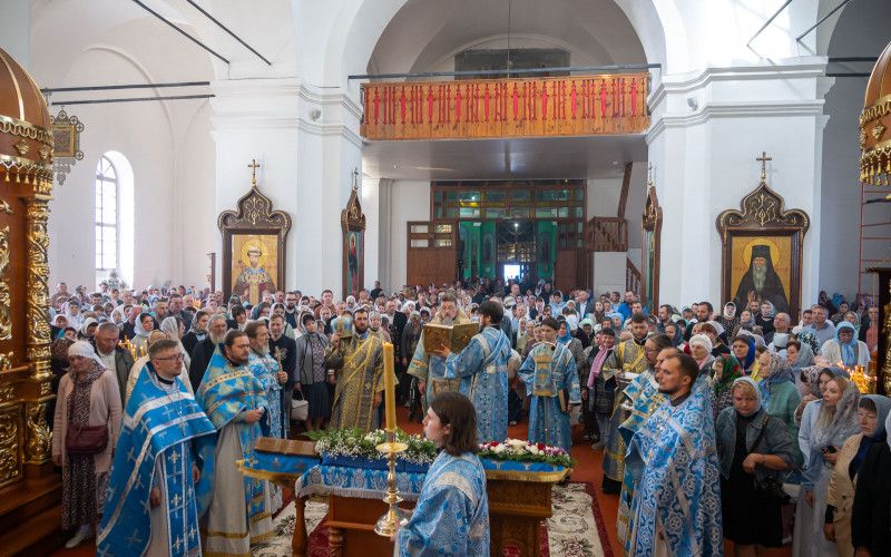 «Из Тебя воссияло Солнце правды, Христос Бог наш..»