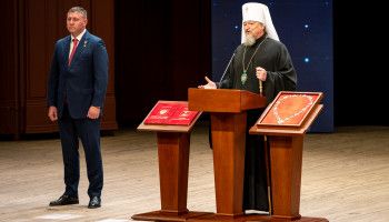 «Ваша ответственность возросла в тысячу раз»: Александр Шуваев вступил в должность губернатора Белгородской области