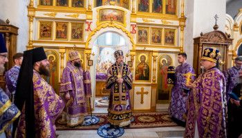 В Неделю 5-ю Великого поста митрополит Иоанн совершил богослужение в Отрадном