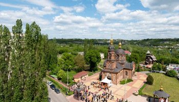 В Неделю 5-ю по Пасхе митрополит Иоанн посетил Старый Оскол