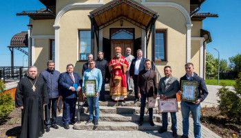 С селе Крутой Лог освящен храм в честь Рождества Христова