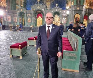 Председатель комитета Госдумы по развитию гражданского общества Сергей Гаврилов предложил усилить воспитательную роль церкви в учебных заведениях