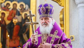 Святейший Патриарх Кирилл: Оставаться людьми в испытаниях, не забывать о тех, кому нужна помощь