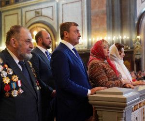 Митрополит Иоанн поздравил Святейшего Патриарха Кирилла с днем тезоименитства