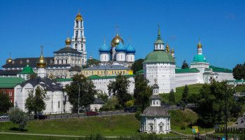 Глава Белгородской митрополии принял участие в престольных торжествах в Троице-Сергиевой лавре