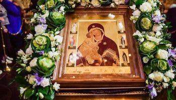 Церковь чтит память Донской иконы Божией Матери