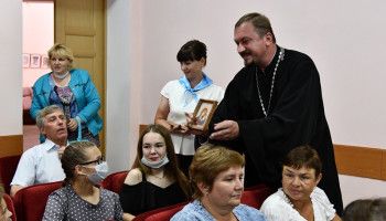 В поселке Чернянка отметили День семьи, любви и верности