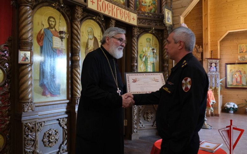 Белгородские росгвардейцы почтили память святого князя Владимира – небесного покровителя войск правопорядка