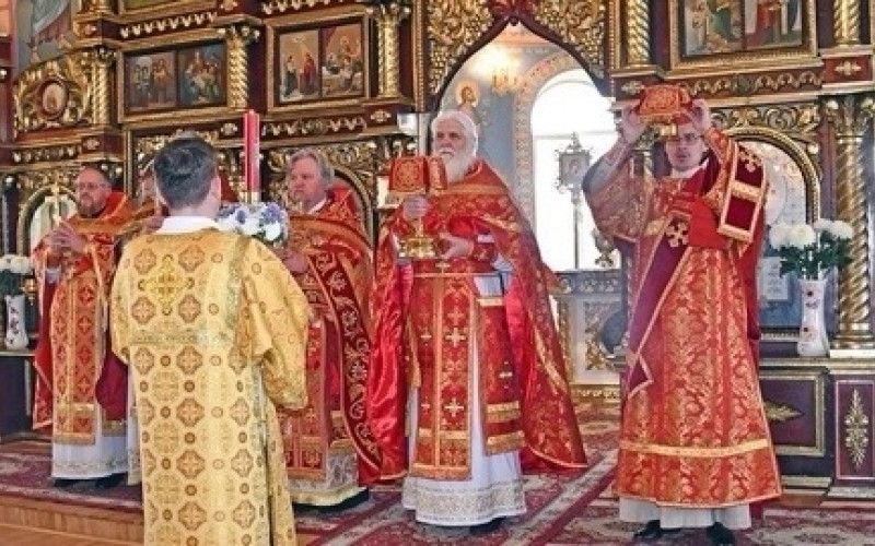 Чернянцы торжественно отметили 30-летие освящения Успенского храма