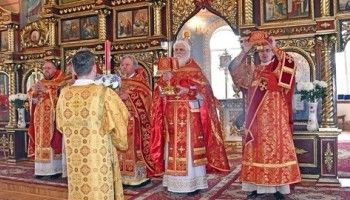 Чернянцы торжественно отметили 30-летие освящения Успенского храма