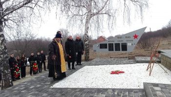 Лития на братской могиле в селе Нижне-Чуфичево
