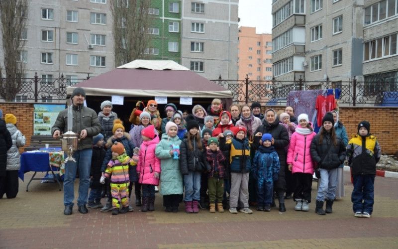 Широка река Маслёна…