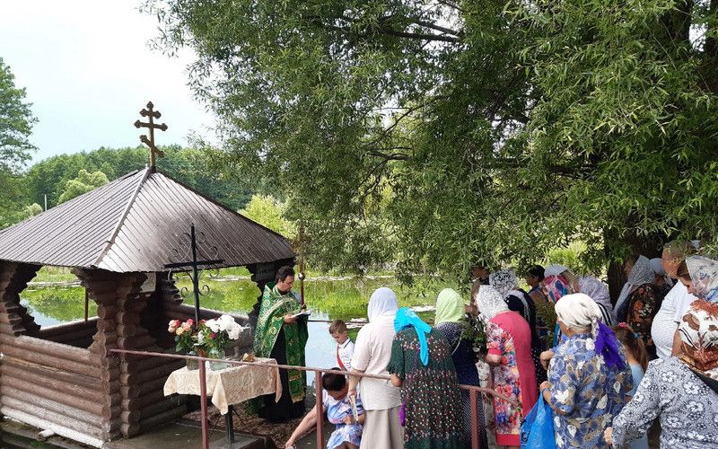 Крестный ход в селе Мазикино