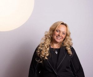 Ольга Ускова направила в Белгород свои книги в дар библиотекам, митрополии и школам