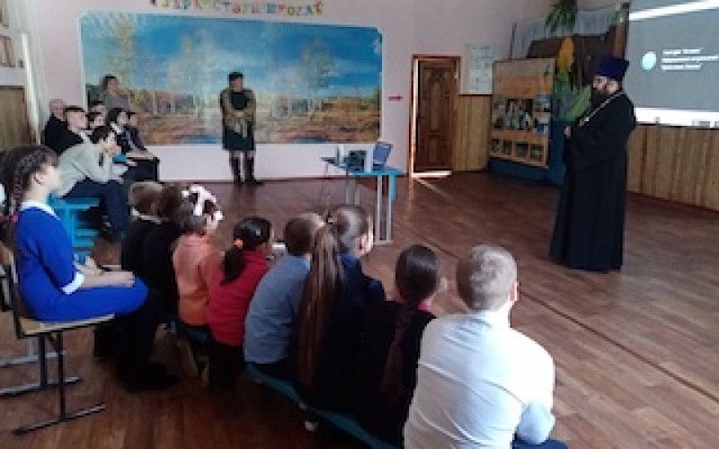 В новооскольском селе Тростенец прошел праздник, приуроченный ко Дню православной молодежи