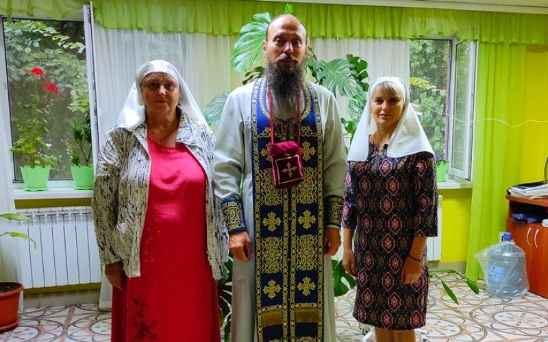 Накануне Праздника Успения 26 подопечных Белгородского хосписа получили Святое Причастие
