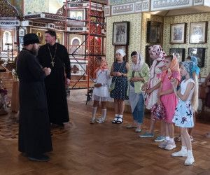 Воспитанники воскресной школы Гаврииловского храма показали спектакль в новооскольской школе-интернате