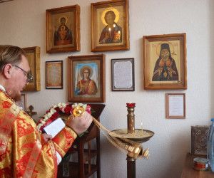"Сей день, егоже сотвори Господь, возрадуемся и возвеселимся в онь..."