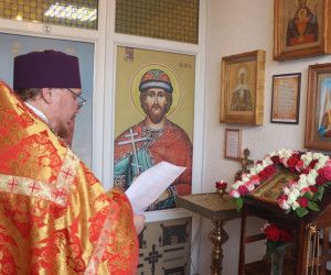 "Сей день, егоже сотвори Господь, возрадуемся и возвеселимся в онь..."