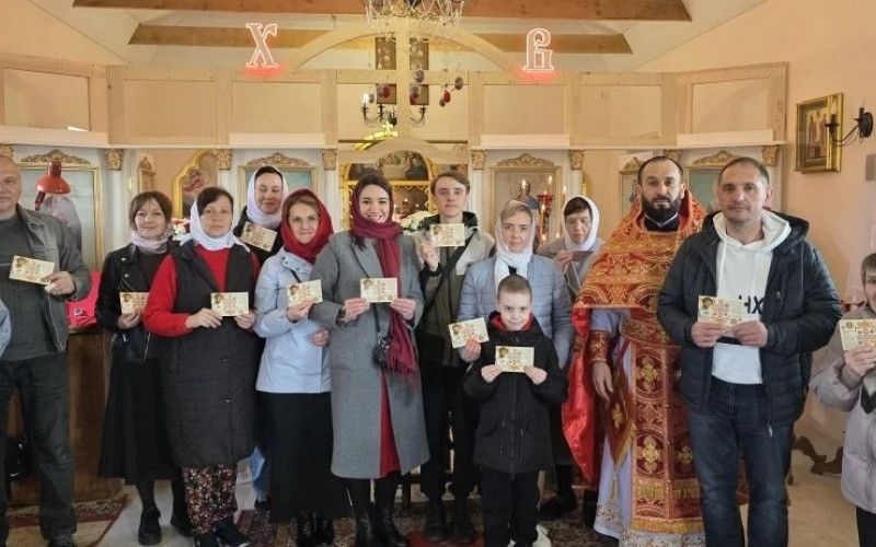 В пасхальную ночь в храмах II Старооскольского благочиния прошла просветительская акция