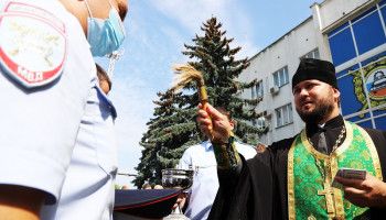 Сводный отряд белгородской полиции торжественно проводили на Северный Кавказ