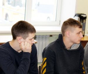 Накануне Дня студента состоялся круглый стол "Многодетная семья — основа традиционного общества"