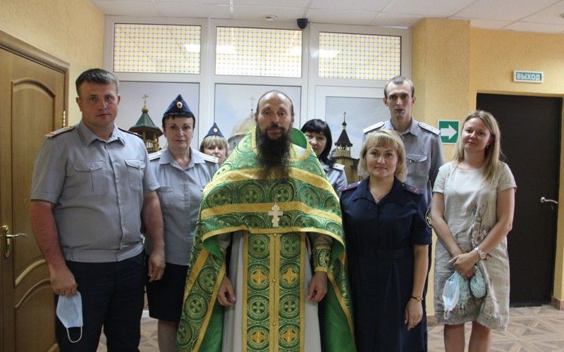 В управлении ФСИН России по Белгородской области встретили  праздник Святой Троицы и День Святого Духа