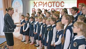 Педагог православной гимназии Александра Демедюк победила в конкурсе «За нравственный подвиг учителя»