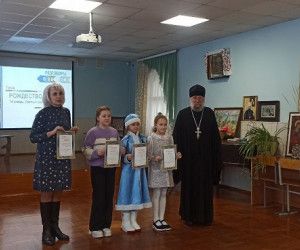 Рождественский утренник прошел в воскресной школе Нового Оскола