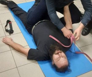 Занятия по тактической медицине провели для священников Шебекинского благочиния