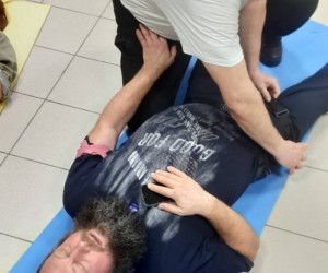 Занятия по тактической медицине провели для священников Шебекинского благочиния