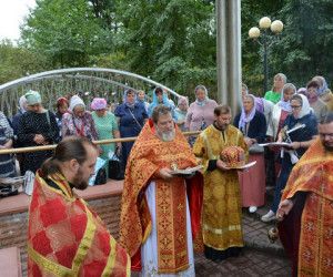 Традиционный крестный ход на «Ясный Колодец» прошел в Короче