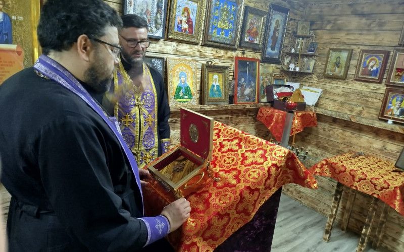 Священнослужители доставили святыню в воинскую часть Белгородского приграничья