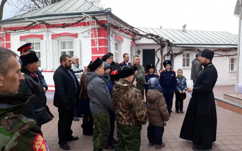 Новооскольские казаки организовали паломническую поездку