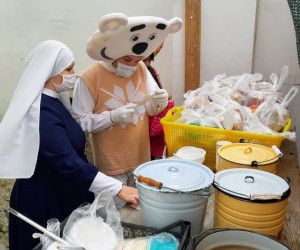 Актив «Православные добровольцы» организовал «Фестиваль кофе для бездомных»