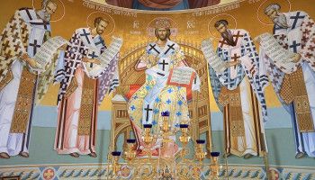 В храме-часовне на территории ОЭМК идет роспись стен