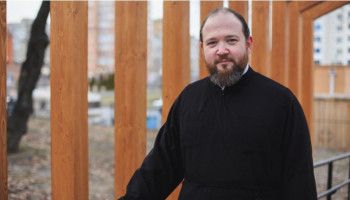 На вопрос отвечает протодиакон Сергий Епифанцев
