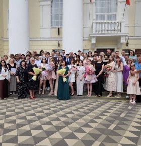 На пороге взрослой жизни: в Шебекинском округе прошли выпускные вечера