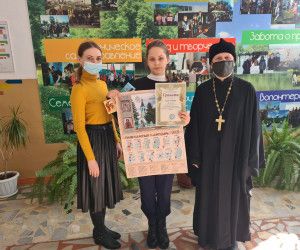В Новом Осколе наградили участников конкурса "Мой Бог"