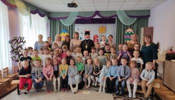 В новооскольский детский сад привезли Благодатный Огонь