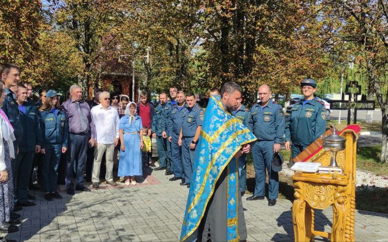 Белгородские спасатели отметили день памяти Небесной Покровительницы ведомства