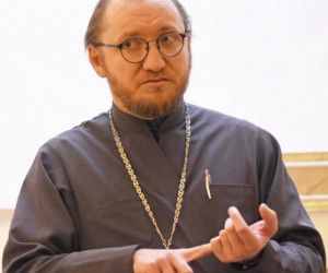 Священнослужители продолжают вести беседы в ЗАГСе