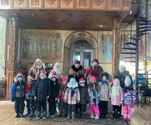 Дети посетили храм в дни Святок