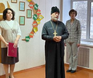 В Беломестненской школе Новооскольского района открыли мемориальную доску