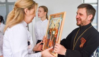 В Новом Осколе чествовали медицинских сестер