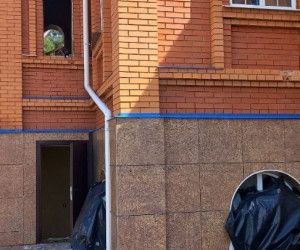 Сегодня был варварски атакован Свято-Покровский храм Новой Таволжанки